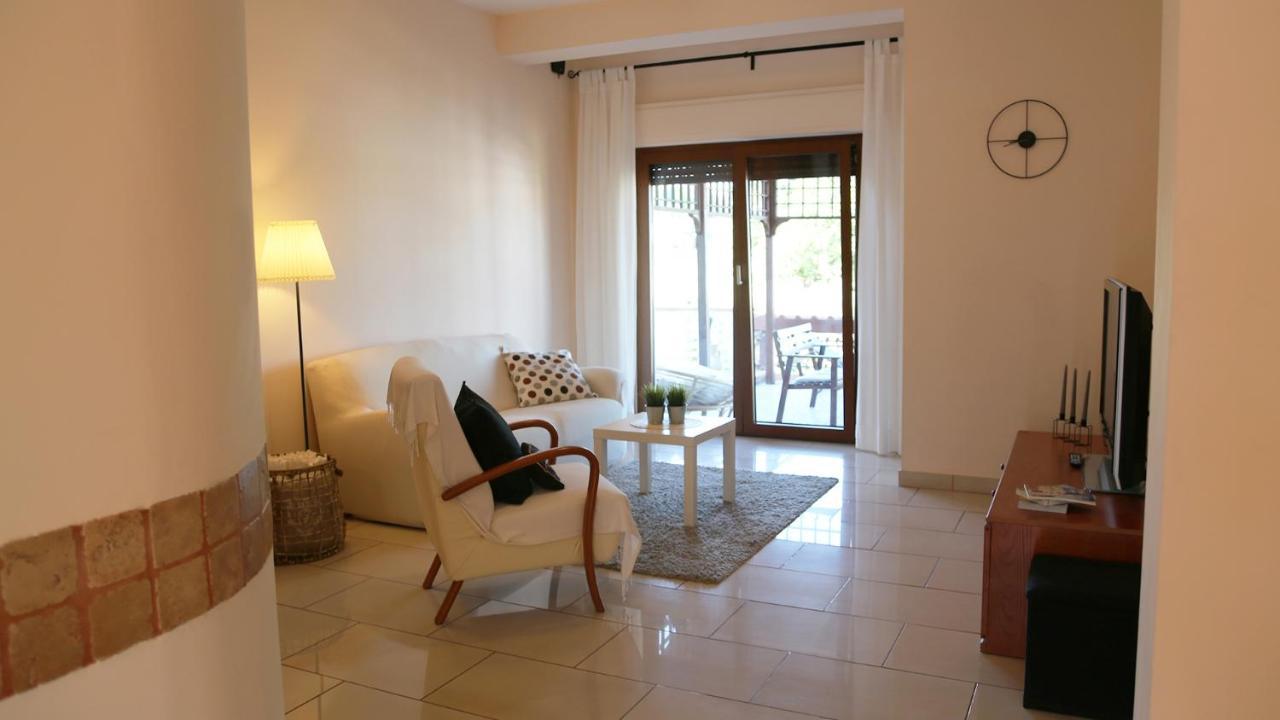 Soada Apartment Cappelle sul Tavo Exterior photo
